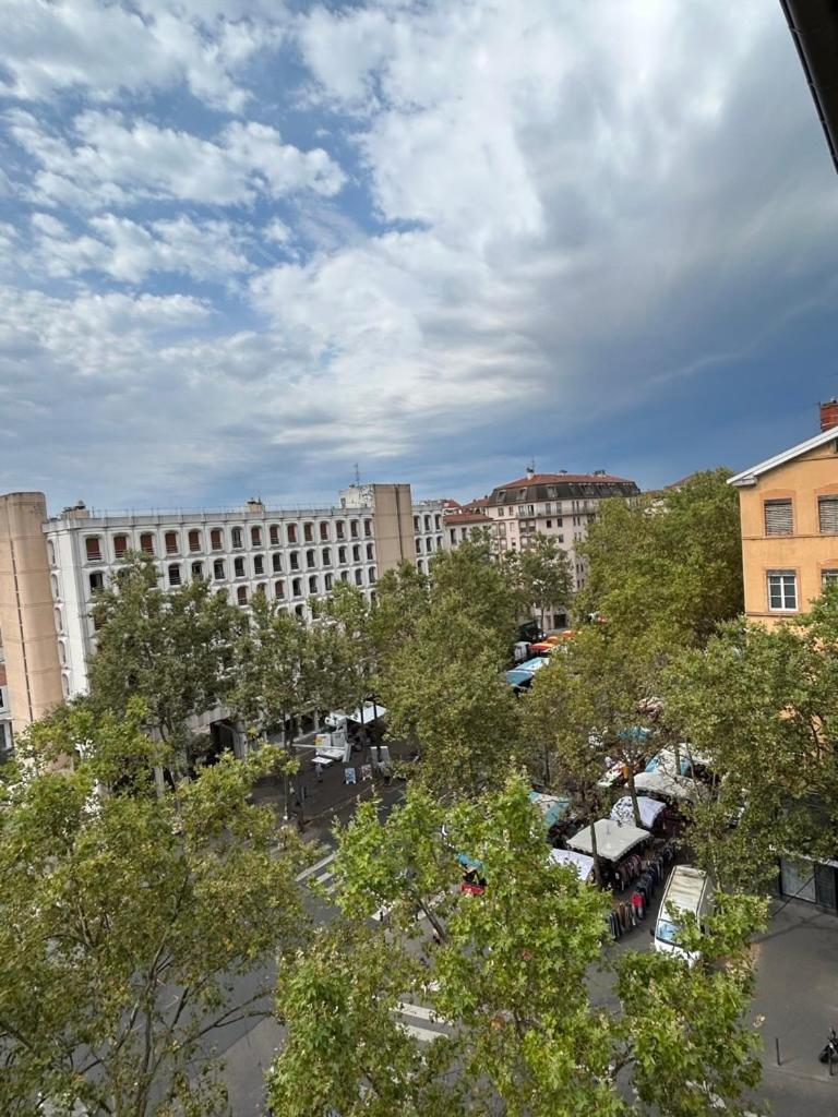 Hotel De La Croix-Rousse Lyon Exterior photo